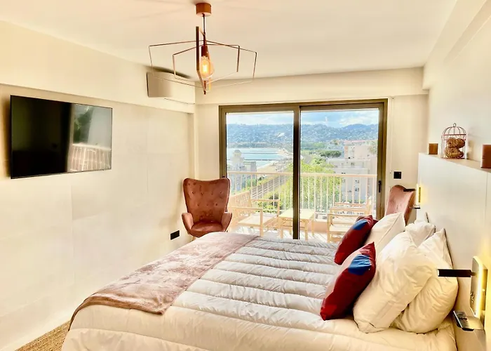 Luxury Sea View Apartamento *