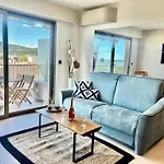 Luxury Sea View דירה