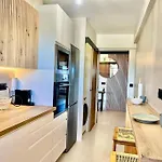Luxury Sea View * אנטיב