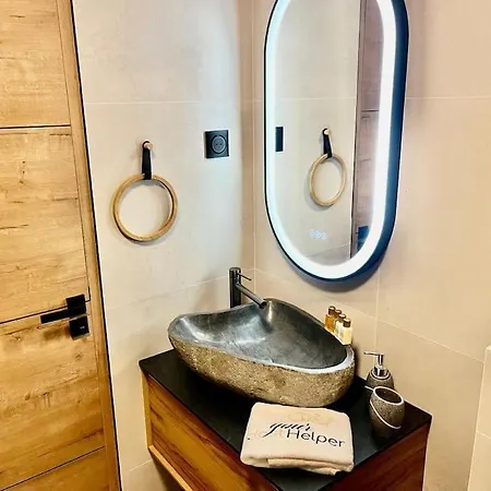 Luxury Sea View Apartment