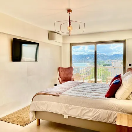 Apartment Luxury Sea View Yourhosthelper